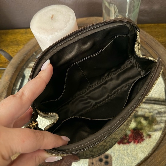 ✨ NWOT - Vintage Y2K Coach Signature Canvas Zip Pouch ✨ - Picture 9 of 9